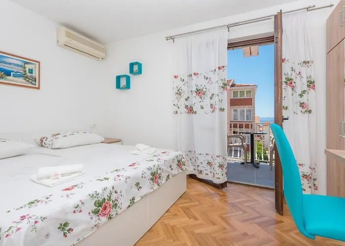 Royal M&m Apartman *