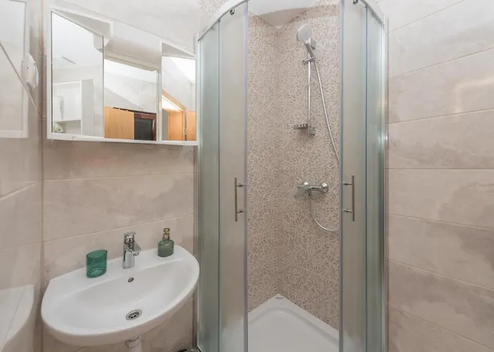 Royal M&m * Makarska