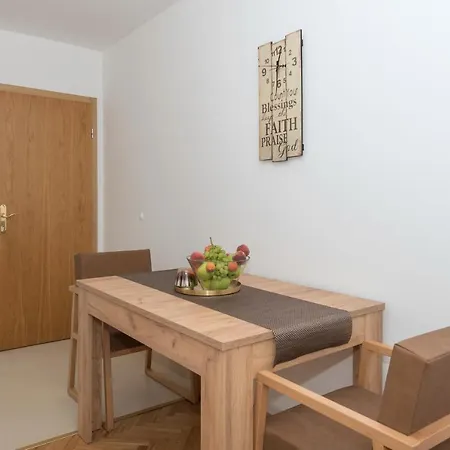 Royal M&m Lejlighed *